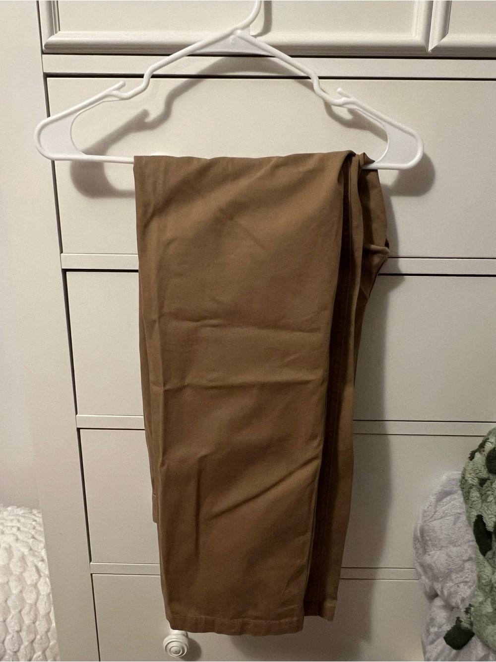Old Navy Men's Tan Chino Pants